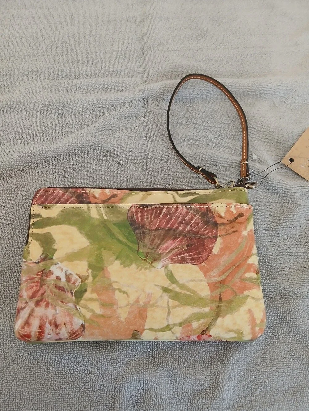 Patricia Nash Varone Seashell Wristlet NWT
